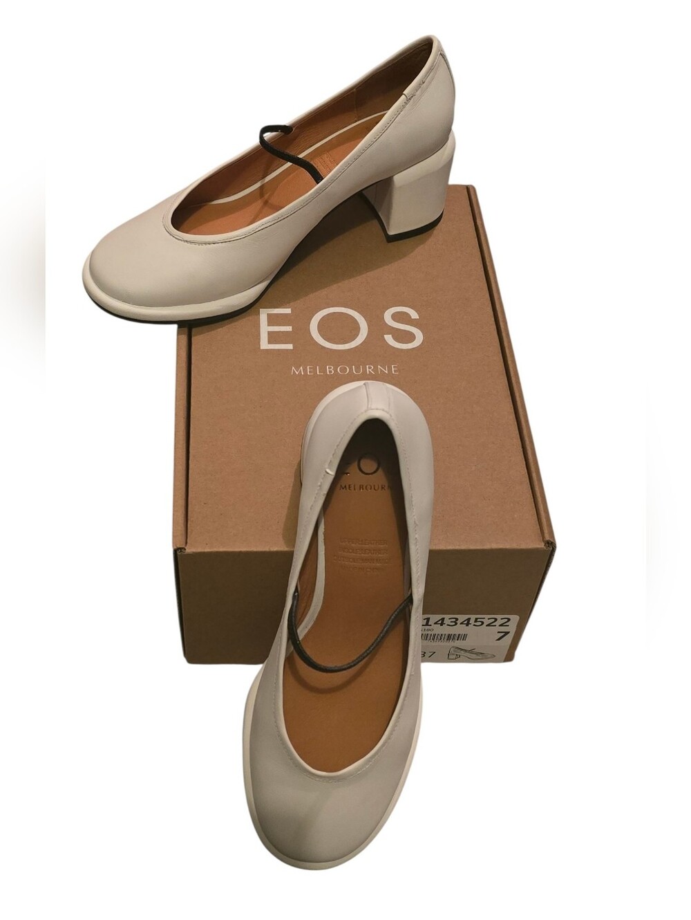 EOS Darcella White Block Heel Shoes With Black Elastic - NWT SIZE 7